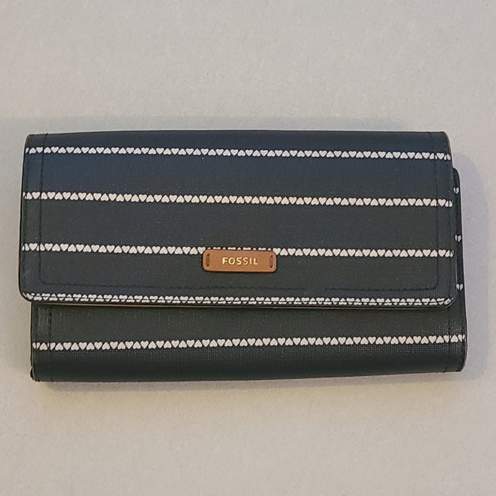 Fossil Wallet - Black with White Hearts